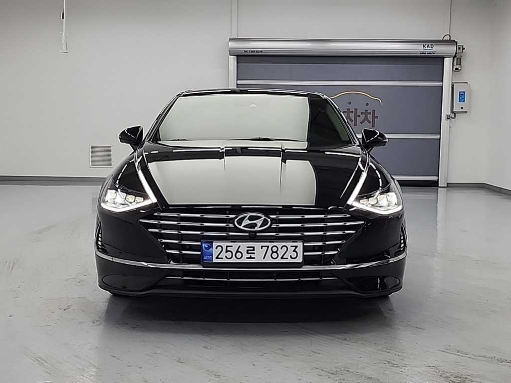 HYUNDAI Sonata - Vista 2