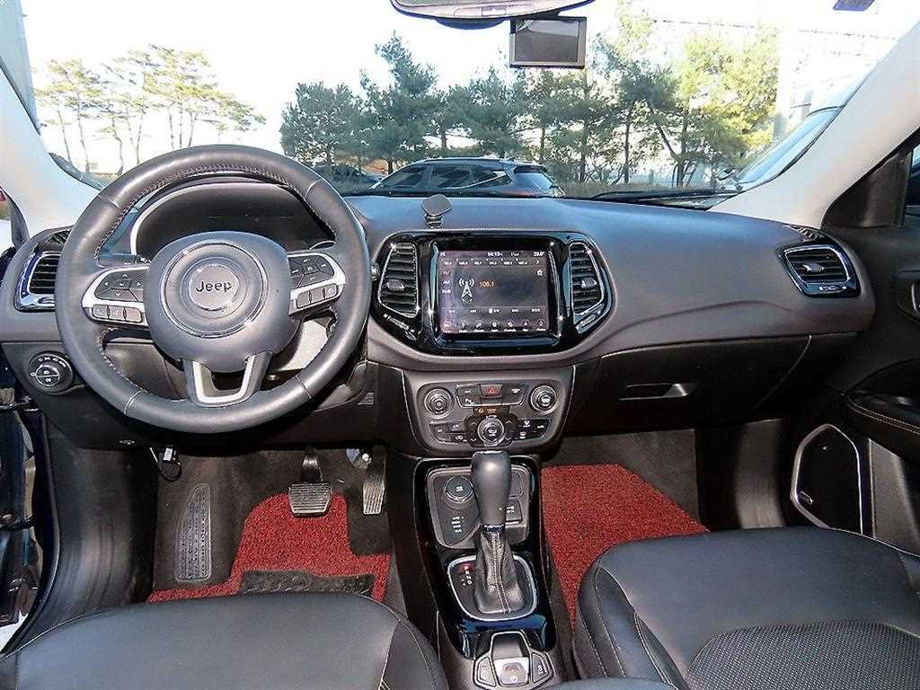 Jeep Compass - Vista 7