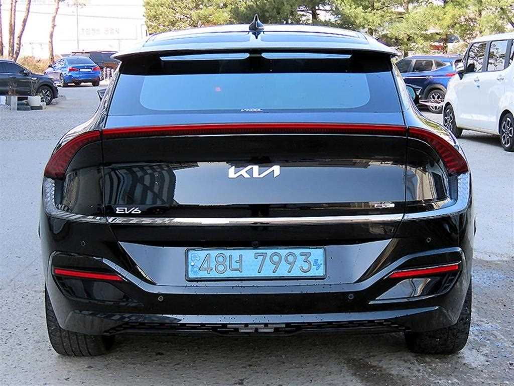 KIA EV6 - Vista 4