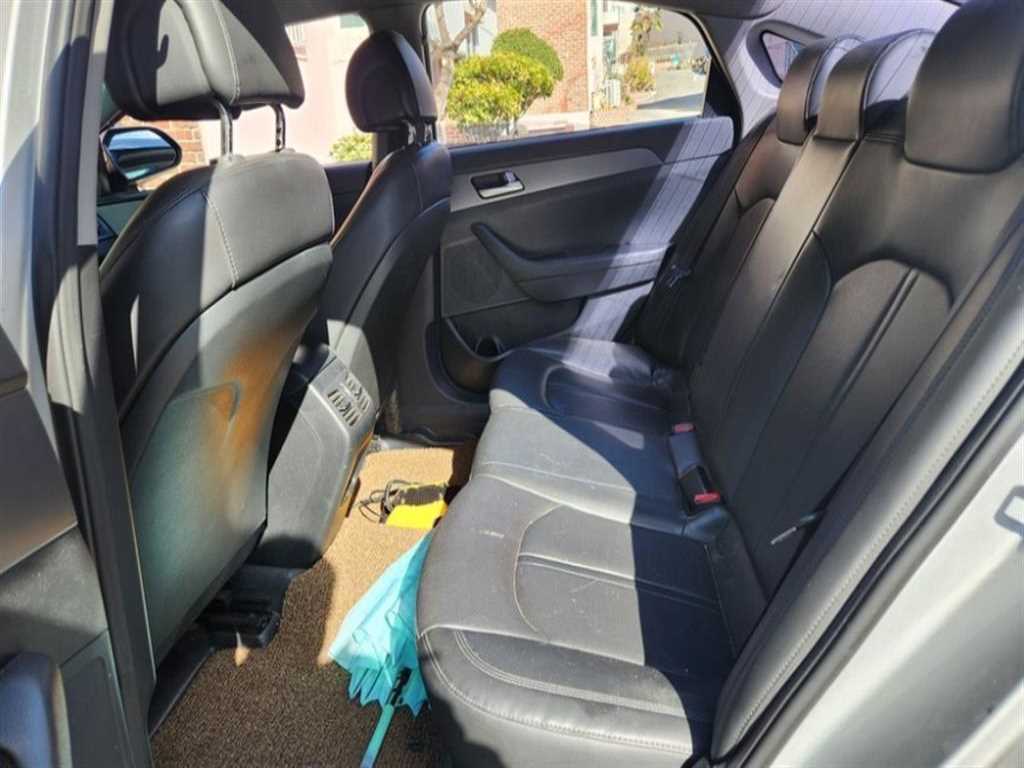 HYUNDAI Sonata - Vista 6