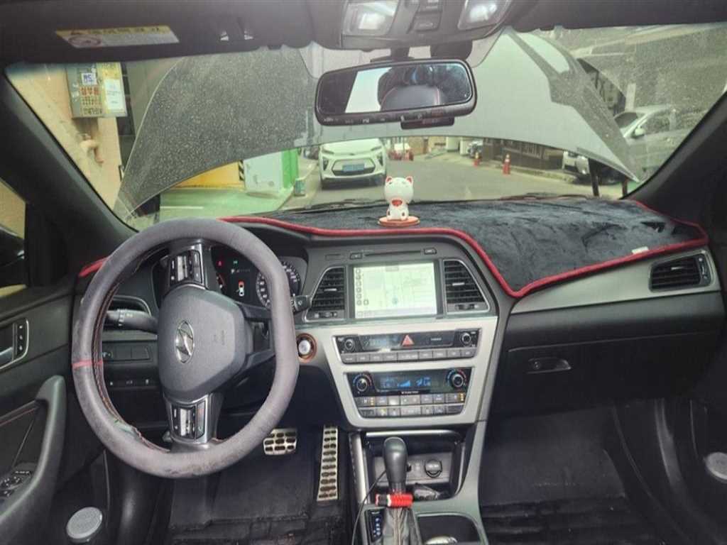 HYUNDAI Sonata - Vista 7