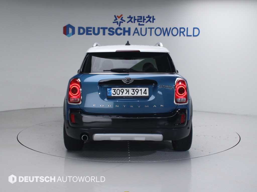 Mini Countryman - Vista 4