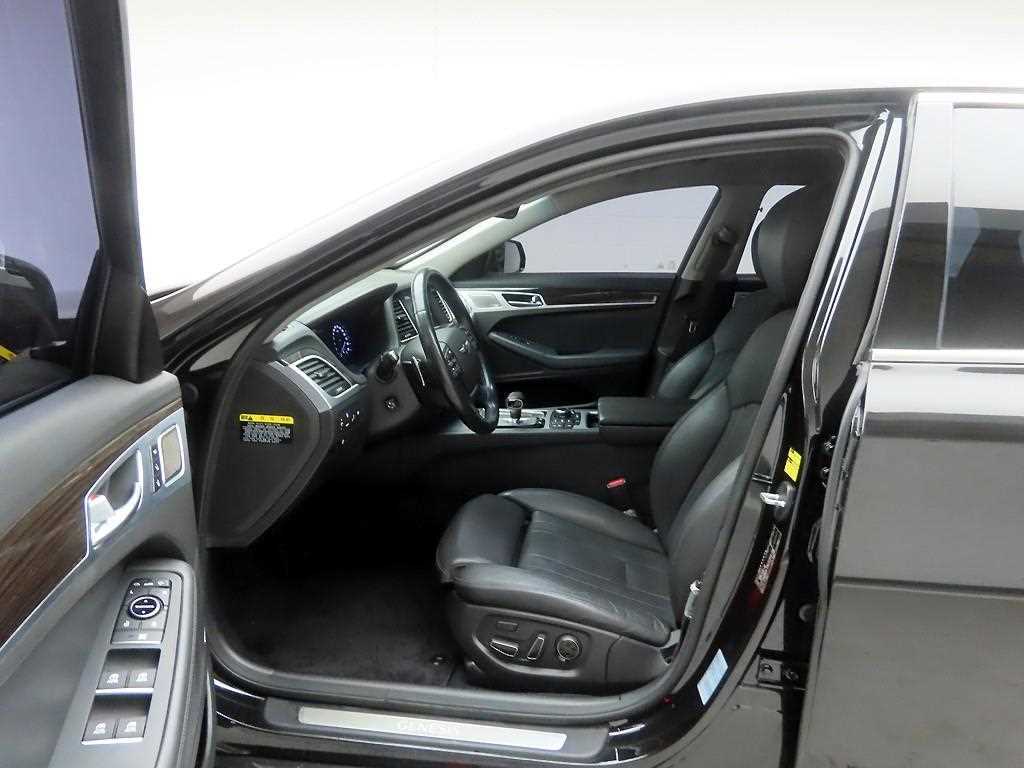 Genesis G80 - Vista 12