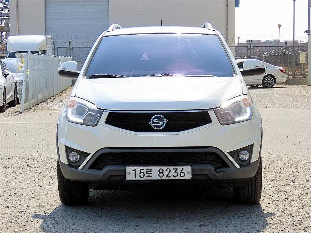 Ssangyong Korando 2015 Blanco - Importación desde Corea - HF Imports Iquique - Foto 1