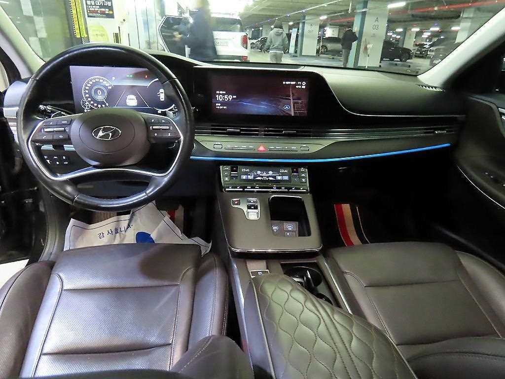 HYUNDAI Grandeur - Vista 10