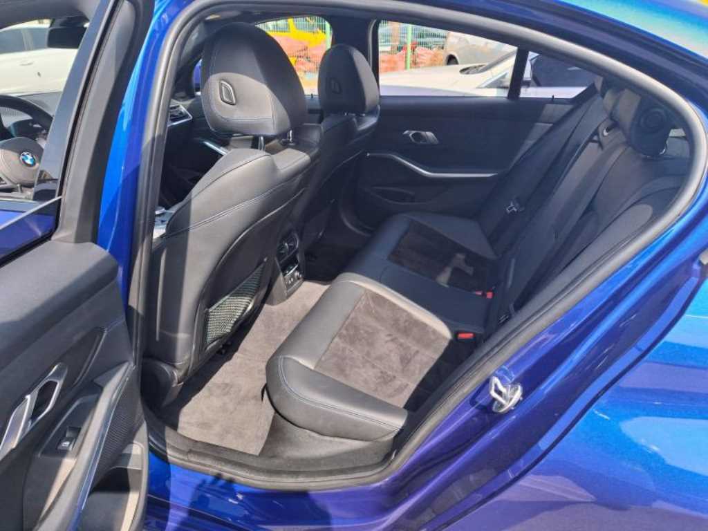 BMW 3 series 2019 Azul - Importación desde Corea - HF Imports Iquique - Foto 17