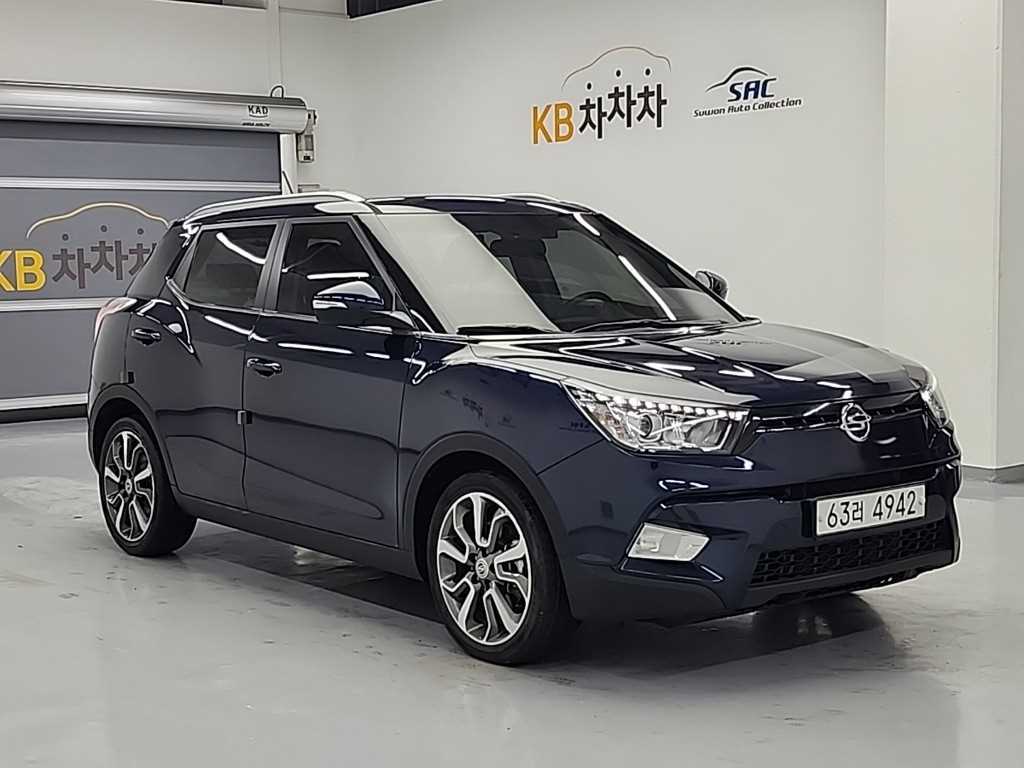 Ssangyong Tivoli - Vista 4