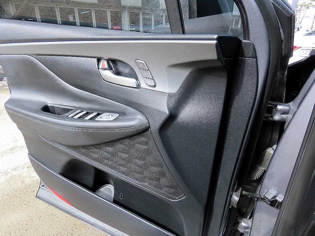 HYUNDAI Santa Fe - Vista 12