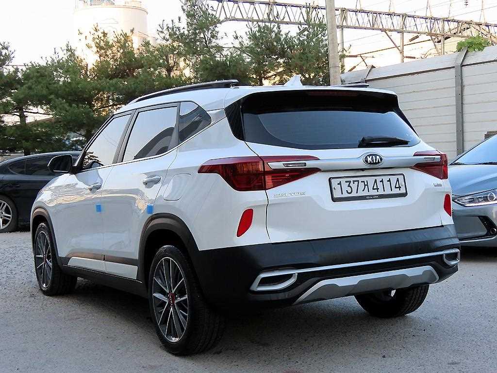 KIA Seltos - Vista 3