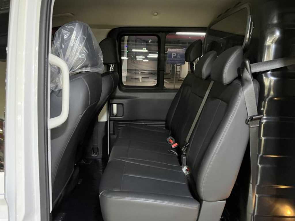 HYUNDAI Staria - Vista 7