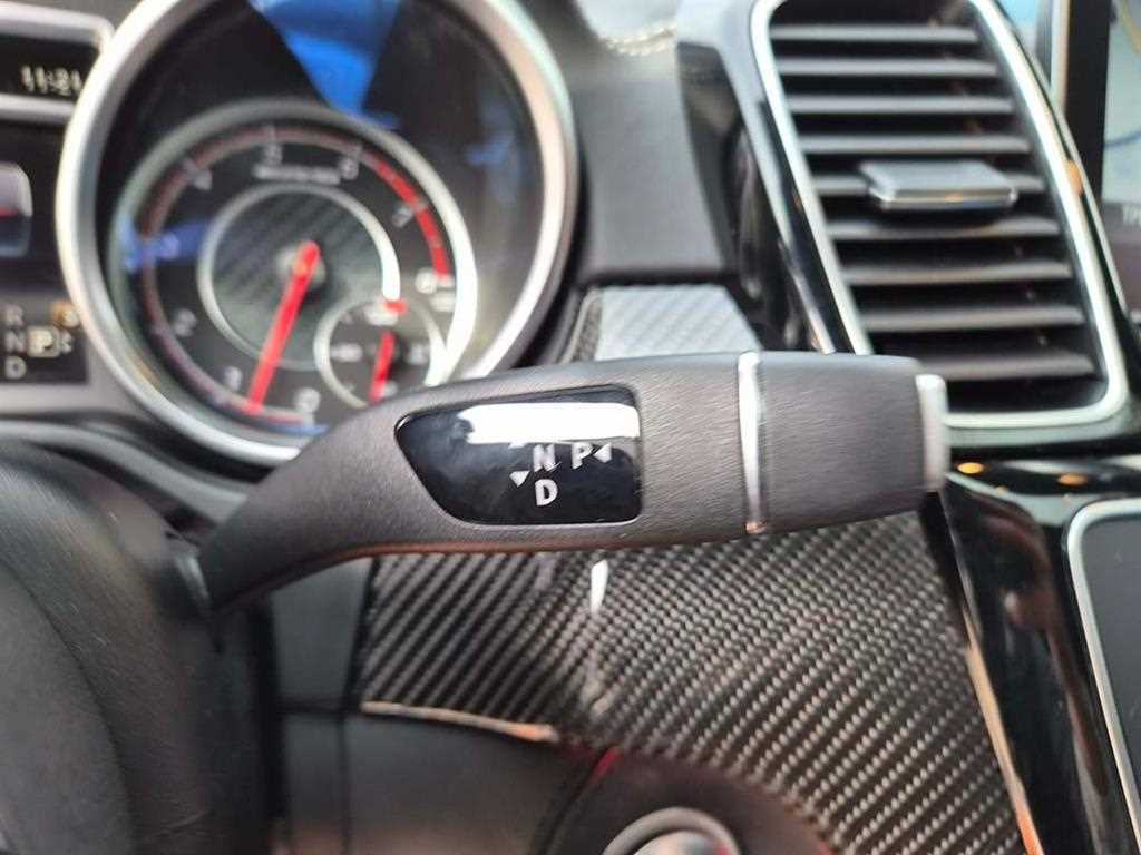 Mercedes Benz GLE Class - Vista 11