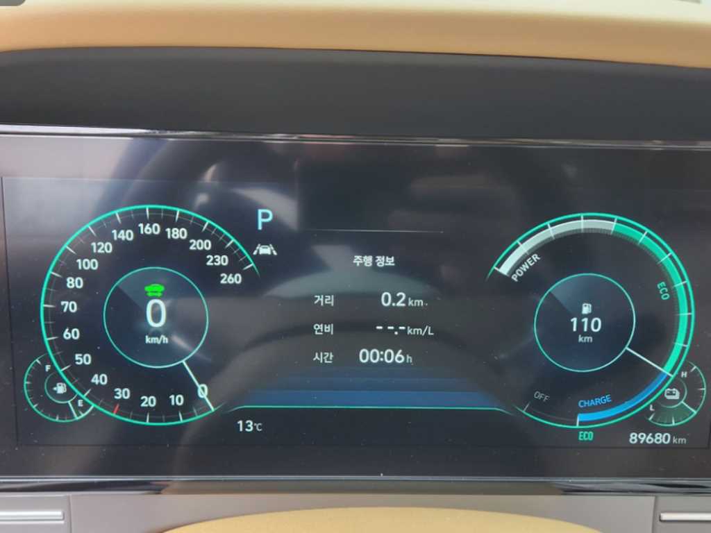 HYUNDAI Grandeur - Vista 11