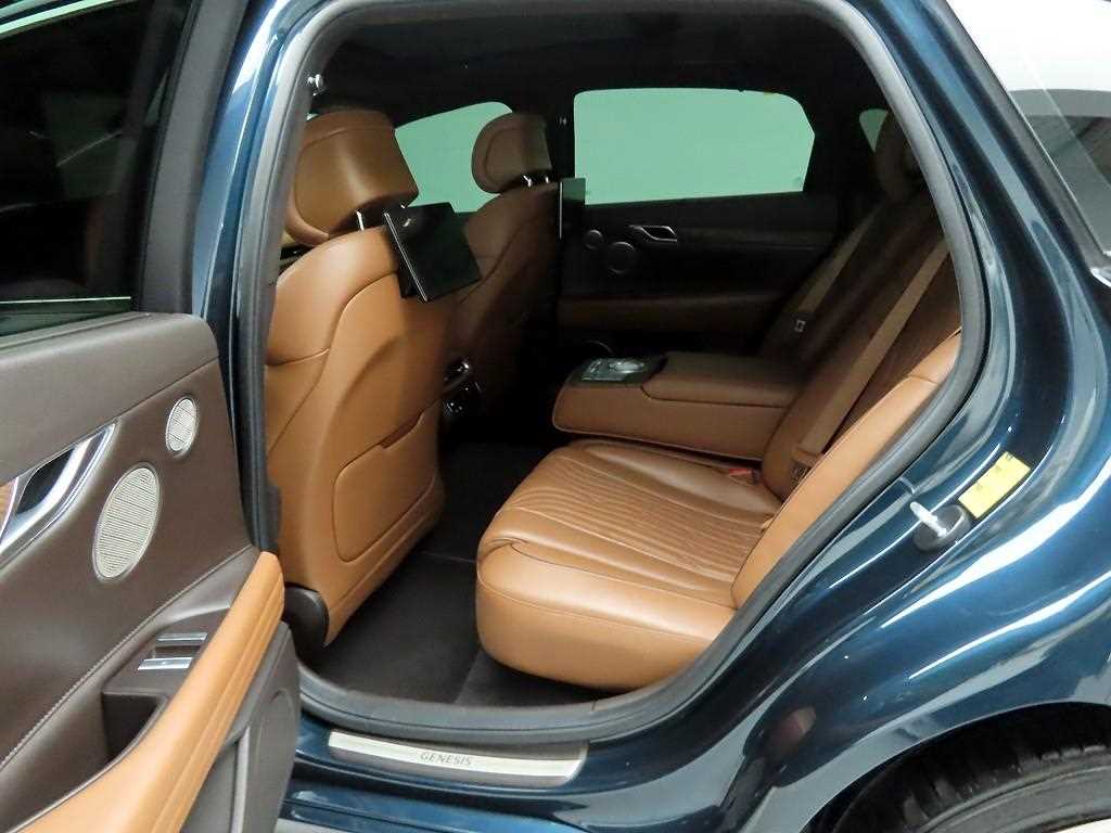 Genesis G80 - Vista 12