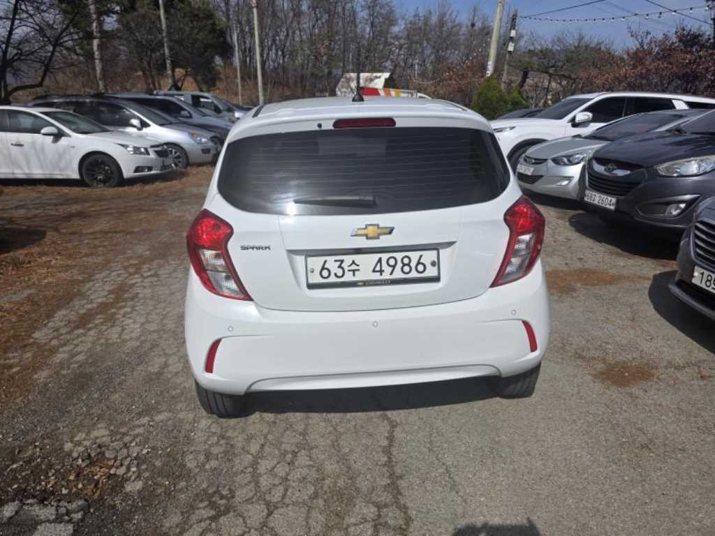 Chevrolet Spark - Vista 4