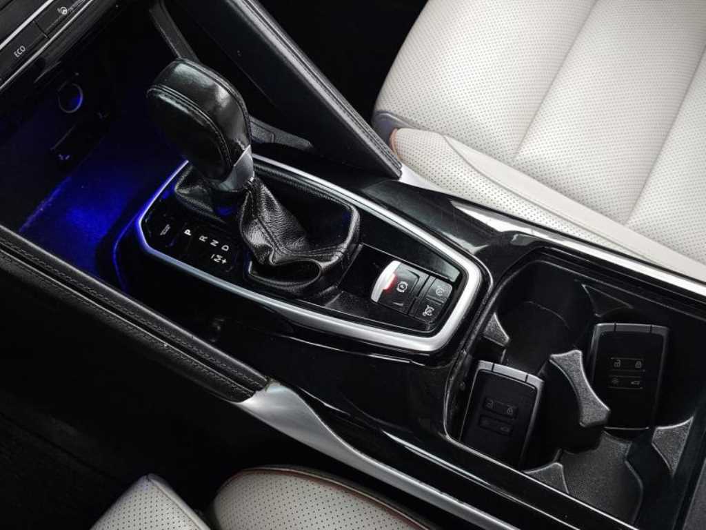 SAMSUNG QM6 - Vista 10