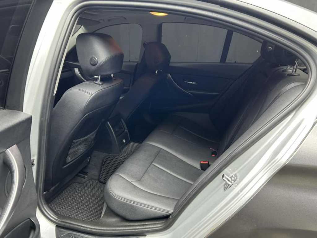 BMW 3 series - Vista 6