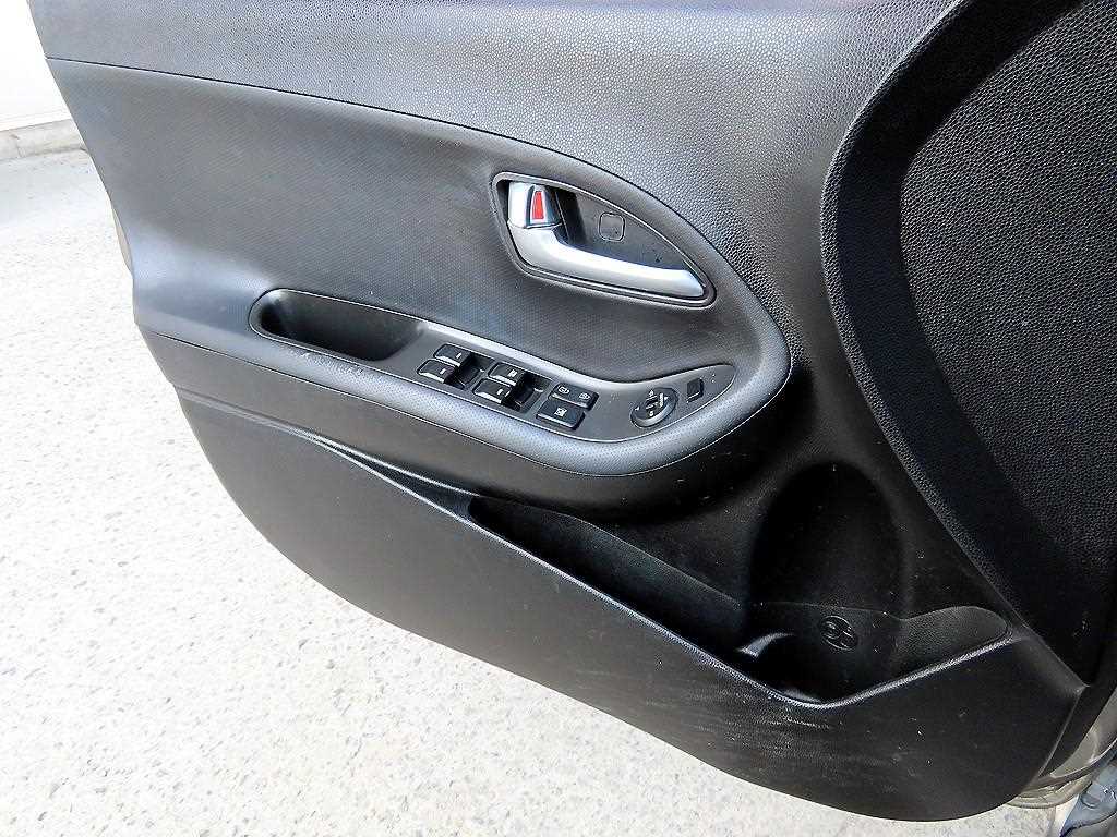 KIA Morning - Vista 11