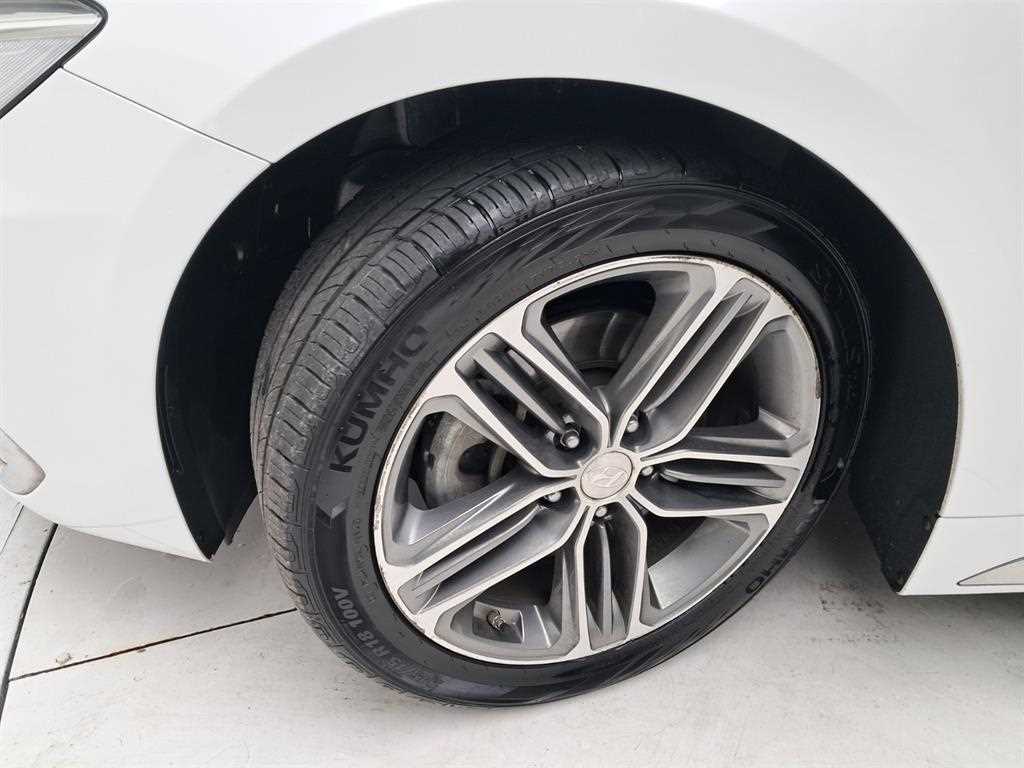 HYUNDAI Grandeur 2019 Blanco - Importación desde Corea - HF Imports Iquique - Foto 20