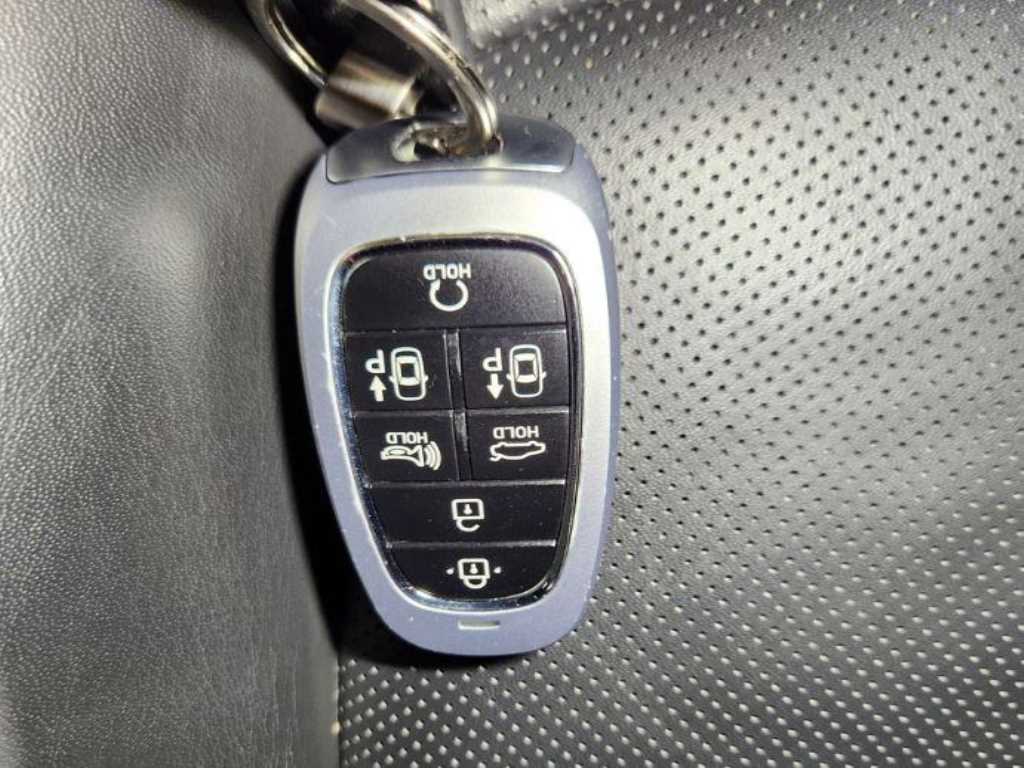 HYUNDAI Sonata - Vista 7