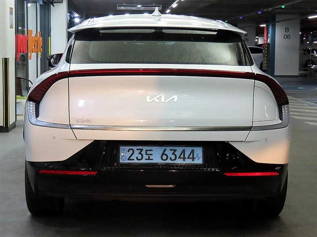 KIA EV6 - Vista 5
