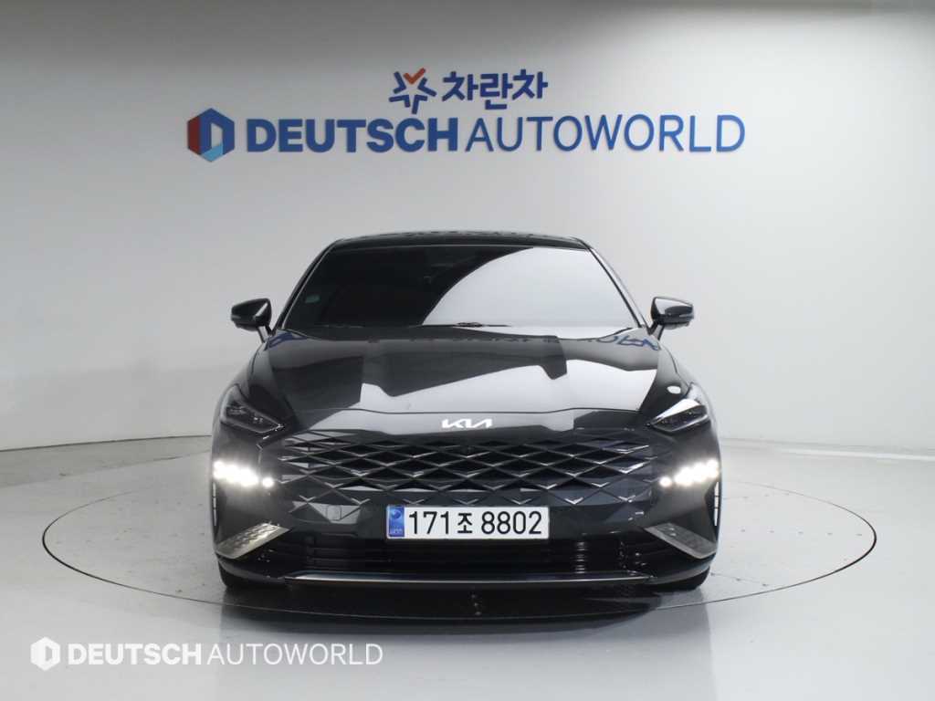 KIA K8 - Vista 3