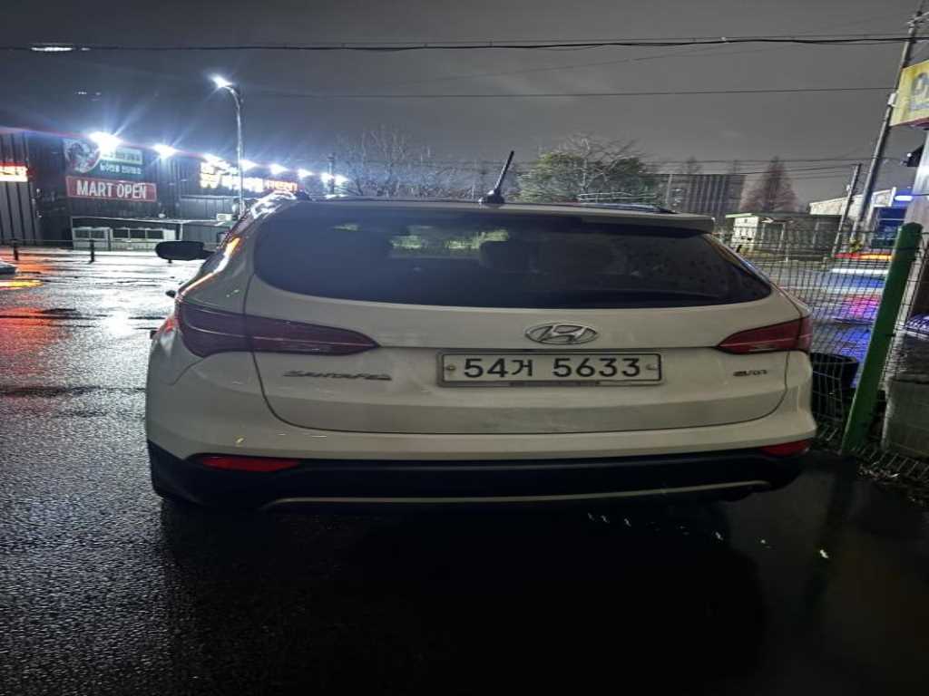 HYUNDAI Santa Fe - Vista 2