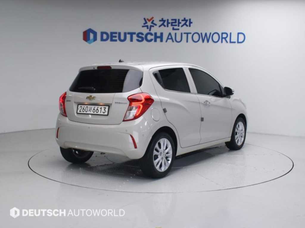 Chevrolet Spark - Vista 2