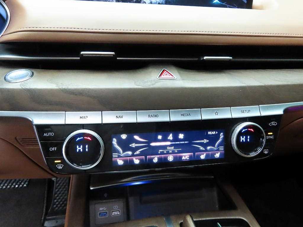 Genesis G80 - Vista 9