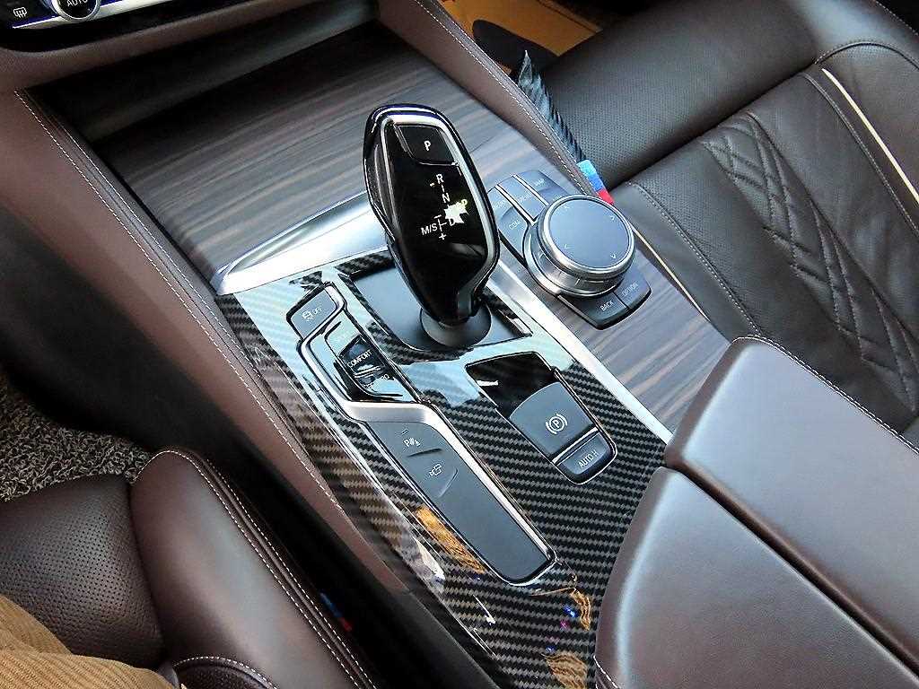 BMW 5 Series - Vista 11