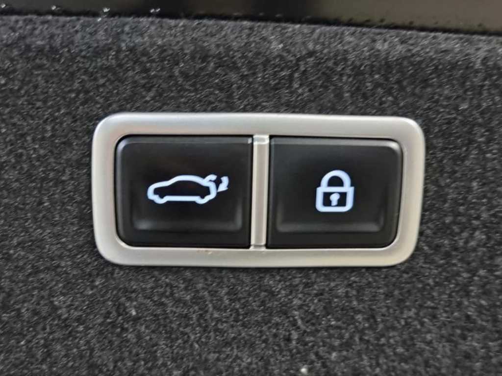 Genesis G80 - Vista 6