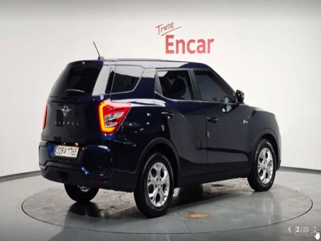 Ssangyong Tivoli - Vista 2