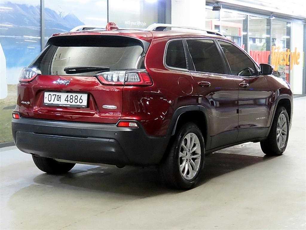 Jeep Cherokee - Vista 4
