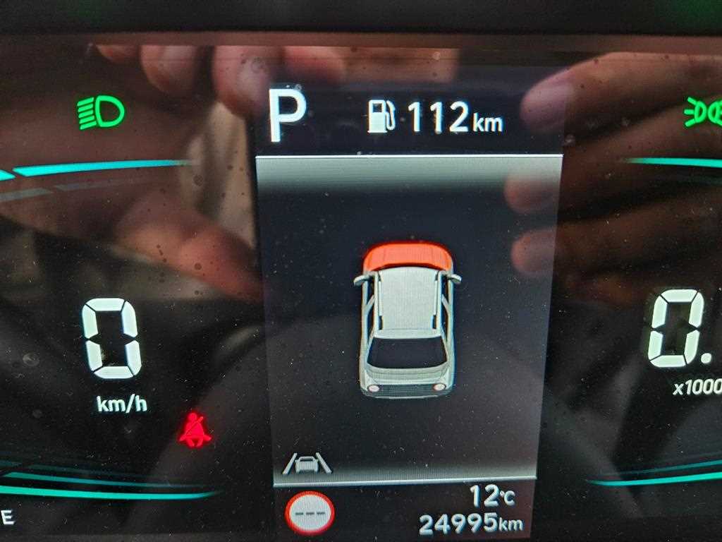 HYUNDAI Casper - Vista 10