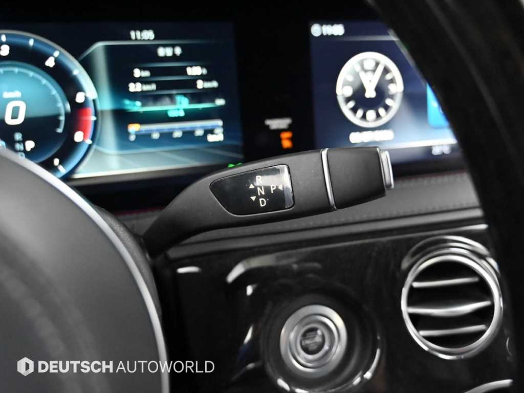 Mercedes Benz S Class - Vista 9