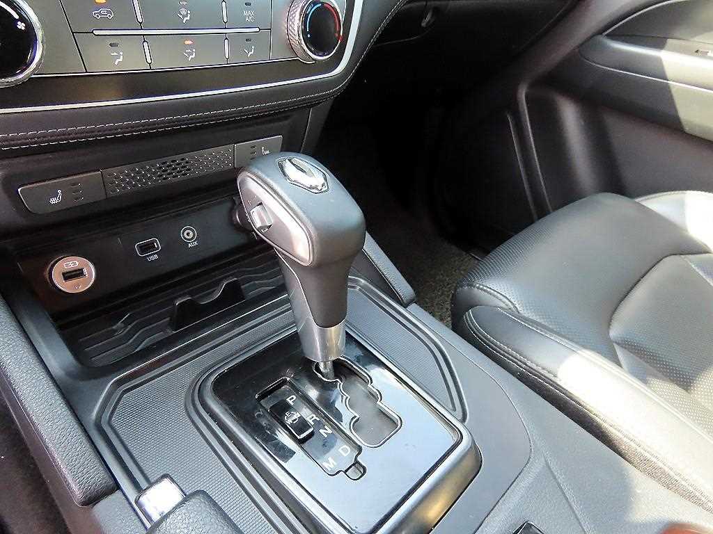 Ssangyong Rexton - Vista 12