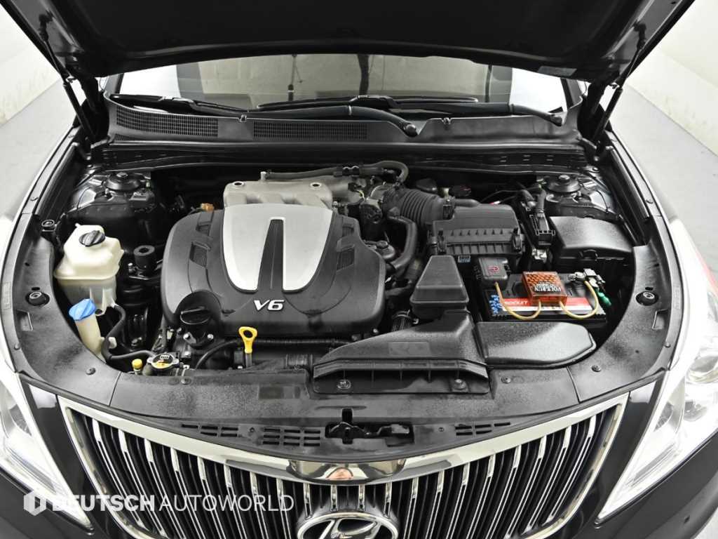 HYUNDAI Grandeur - Vista 6