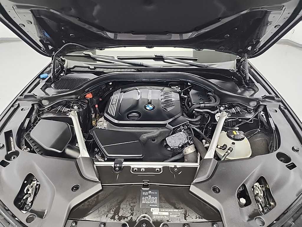 BMW 5 Series - Vista 6