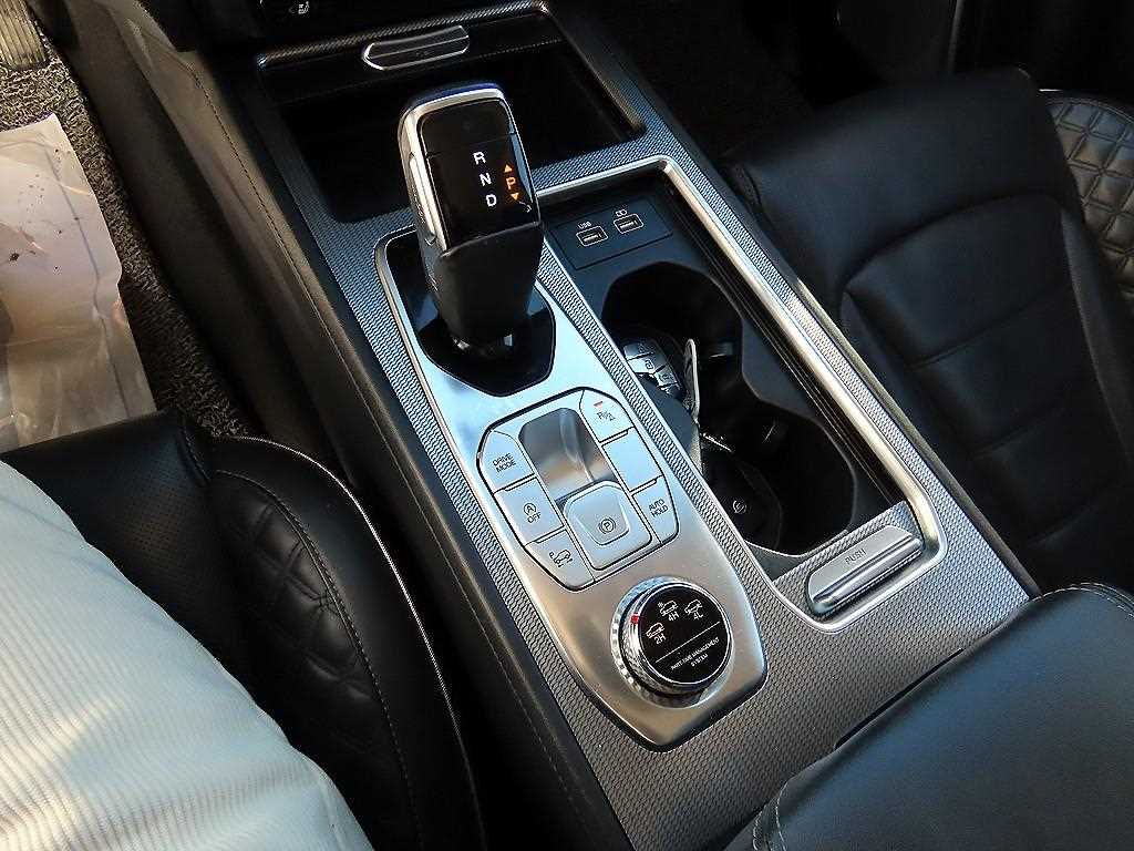 Ssangyong Rexton - Vista 10