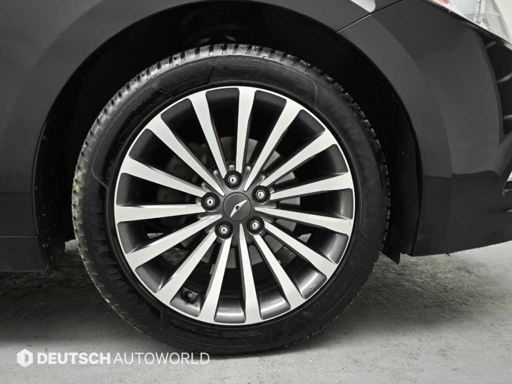 HYUNDAI Grandeur - Vista 5