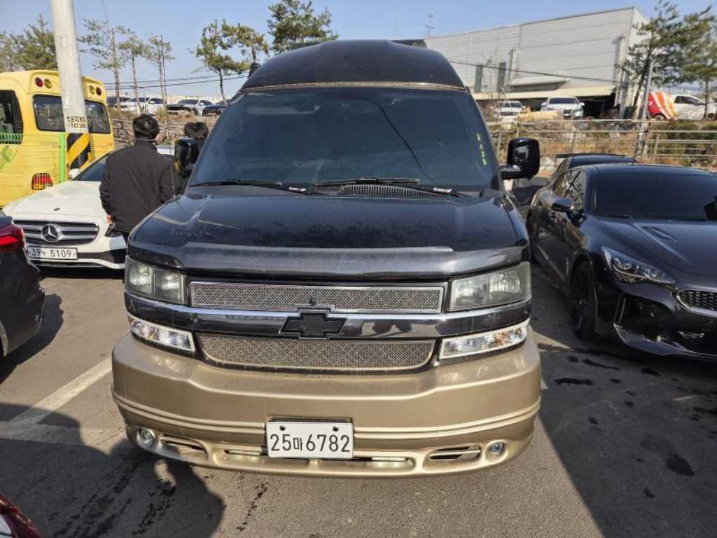 Chevrolet Express van 2011 - Importación desde Corea - HF Imports Iquique - Foto 1