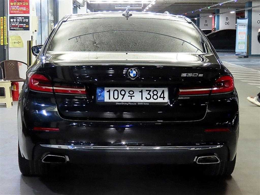 BMW 5 Series - Vista 5