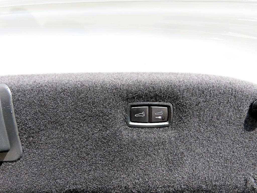 Porsche Taycan 2022 Blanco - Importación desde Corea - HF Imports Iquique - Foto 18