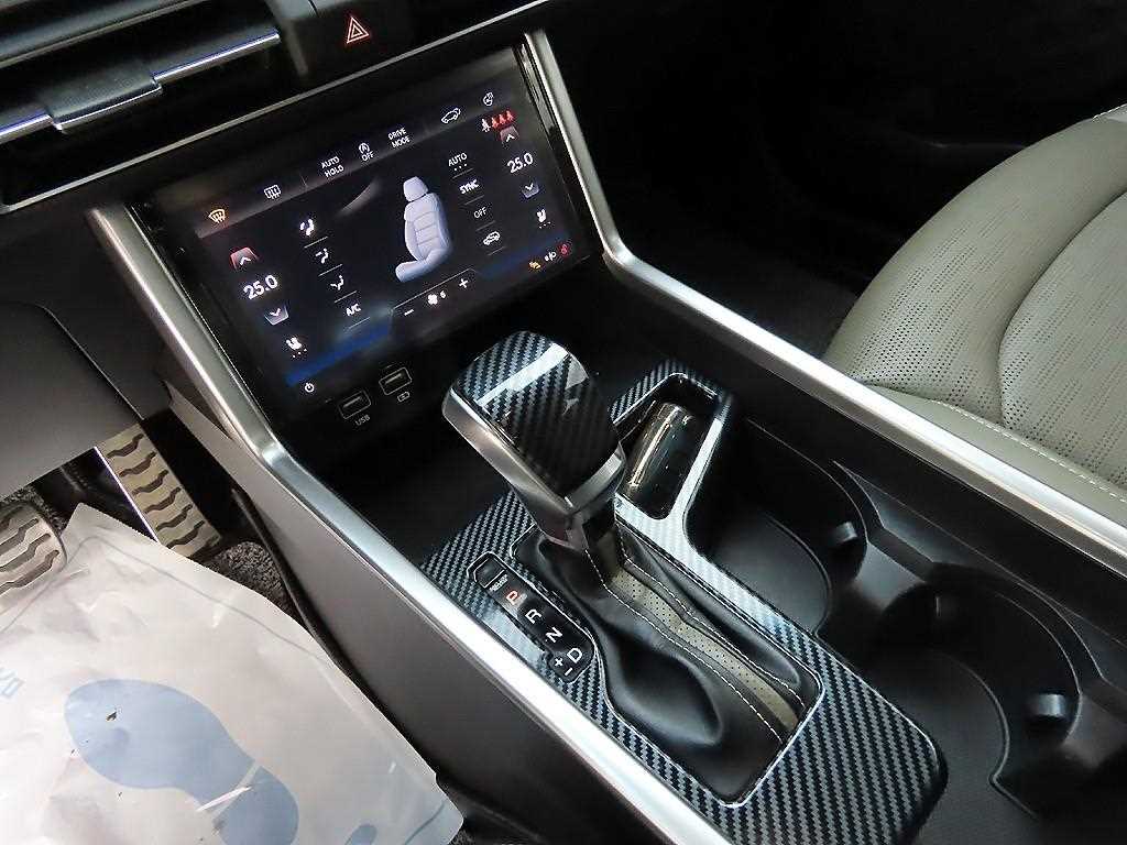 Ssangyong Torres - Vista 10