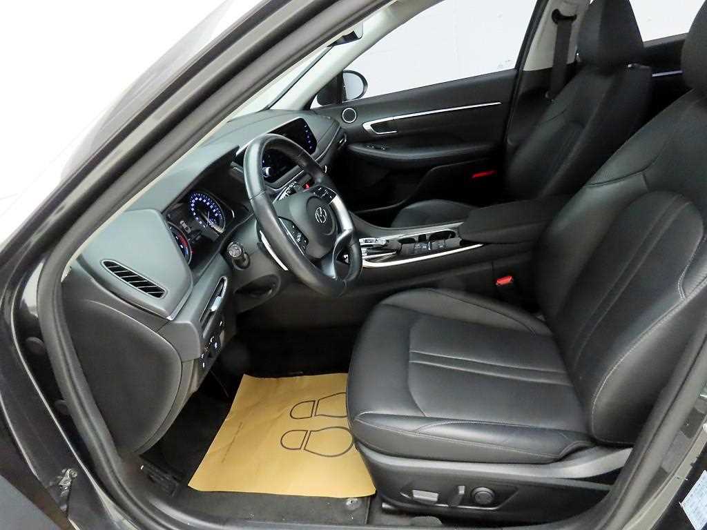 HYUNDAI Sonata - Vista 5