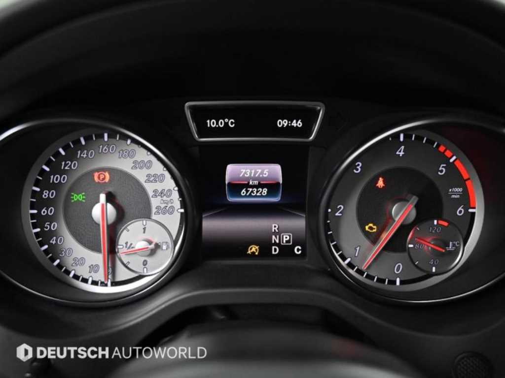 Mercedes Benz CLA Class - Vista 8