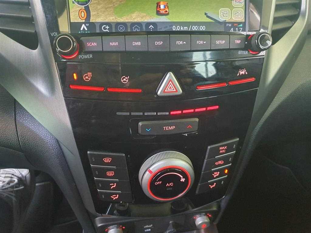 Ssangyong Tivoli 2018 Blanco - Importación desde Corea - HF Imports Iquique - Foto 13