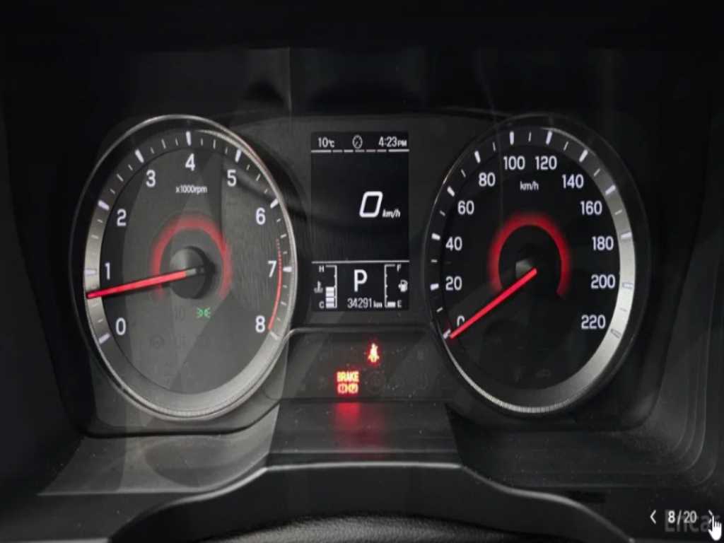 Ssangyong Tivoli - Vista 8