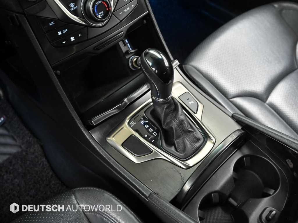 HYUNDAI Grandeur - Vista 9