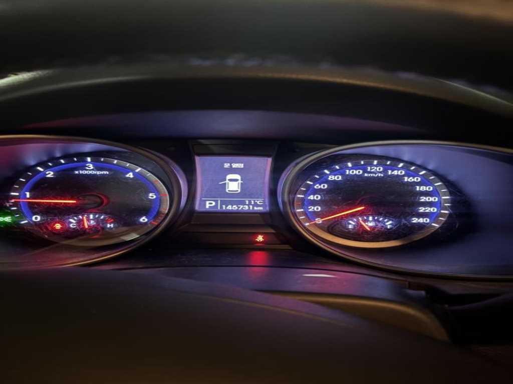 HYUNDAI Santa Fe - Vista 3