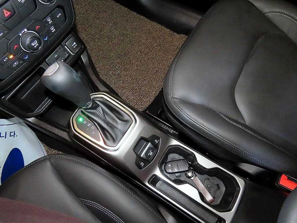 Jeep Renegade - Vista 12